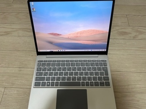 ノートパソコン Microsoft surface laptop go