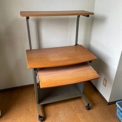 無料【パソコン用デスク】