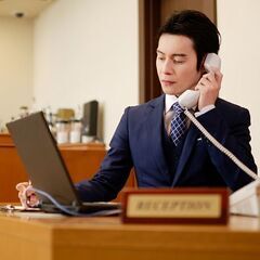 🔶！！急募！！🔶【駅近】正社員☆ビジネスホテルでフロントスタッフ☆の画像