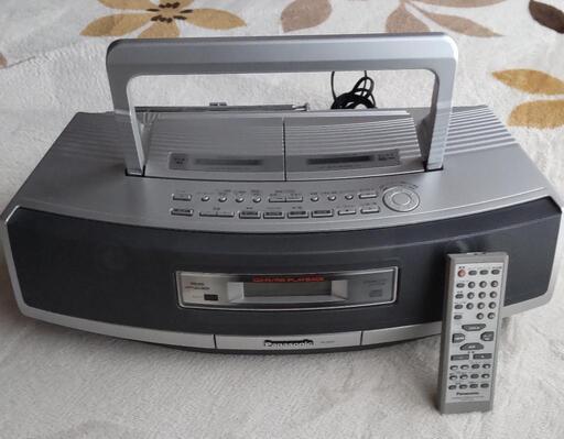 ダブルカセットデッキ