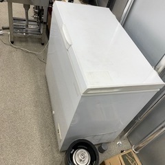業務用冷凍庫の画像