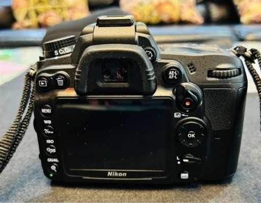 【受渡し決定】【美品】Nikon デジタル一眼レフカメラ D7000 付属品あり