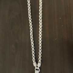 シルバーネックレスの画像