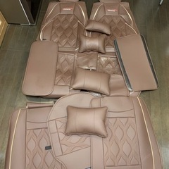 汎用シートカバー(色:焦茶) 前席4〜5ヶ月使用、後席未使用の画像