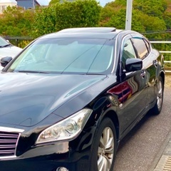 日産フーガ