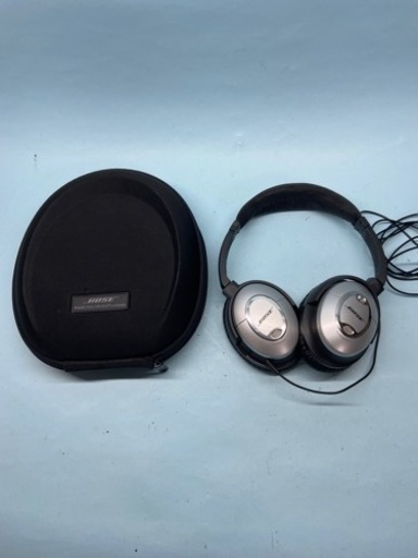 Boseノイズキャンセリングヘッドホン中古