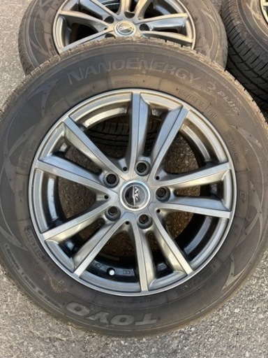 夏タイヤ　195-65-15