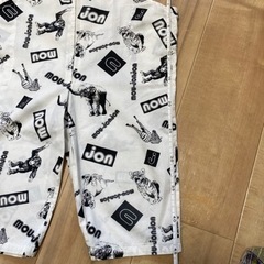 サロペットの画像