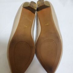 ベージュパンプス【取りに来てくれる方限定です】の画像