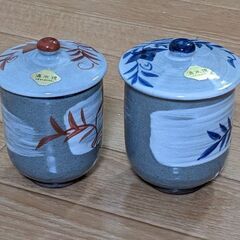 【お話中】湯飲み2種（有田焼・清水焼）の画像