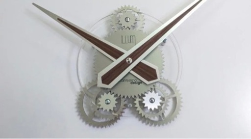 Incantesimo Design社製の壁掛け時計