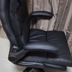 ニトリ　オフィスチェアの画像
