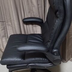 ニトリ　オフィスチェアの画像