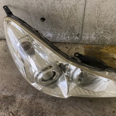 レガシィ BR9 純正 ヘッドライトの画像