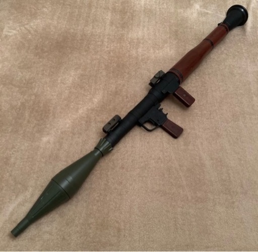 エアガン　RPG-7ロケットランチャー/40mmカートリッジ3発付き