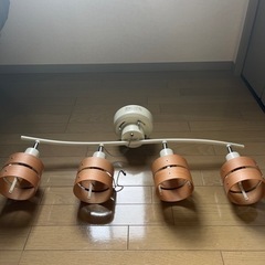 【美品】シーリングライト 4灯 照明器具の画像