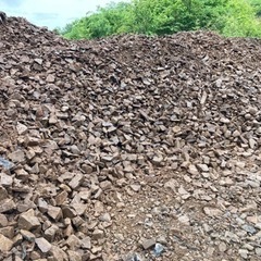 岩ズリ(赤土付着) 検索: 岩 石 砕石 赤土 ガーデニング DIY 仮設 道路の画像