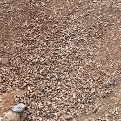 岩ズリ(赤土付着) 検索: 岩 石 砕石 赤土 ガーデニング DIY 仮設 道路の画像
