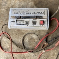 全自動バッテリー充電器の画像