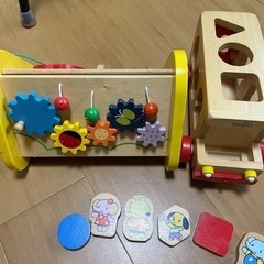 0〜1歳向けおもちゃ2種　譲ります