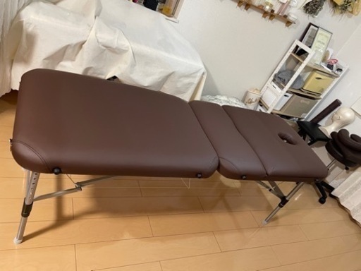 超軽量折りたたみ式リクライニングベット