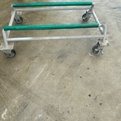 水上バイク用船台の画像