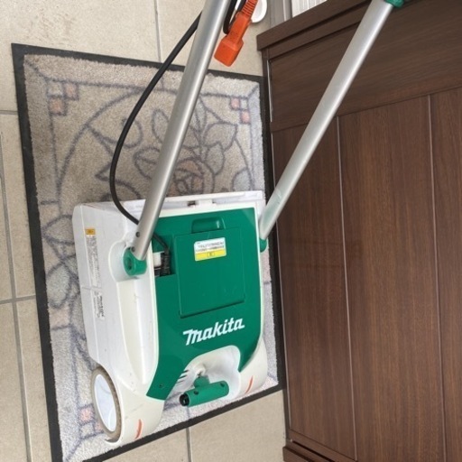 【岡山県に引き取り】マキタMakita 電動芝刈り機MLM2350手押し車