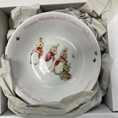 ウェッジウッド　ピーターラビット　マグカップ・プレート３点セット　箱付きの画像