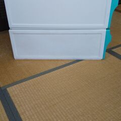 引き出し式衣装ケース　2個セット　中古品の画像