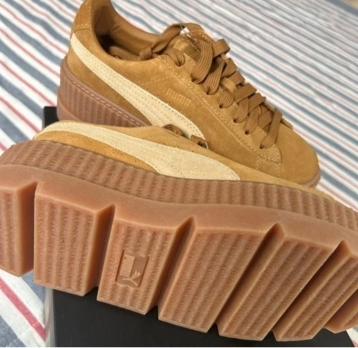 FENTY PUMA BY RIHANNA フェンティプーマバイリアーナ　厚底