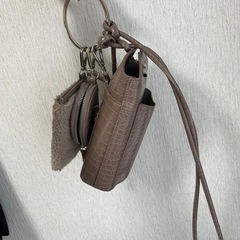 モカ色　ミニバック　ポーチ付き　便利なお出かけ