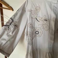 刺繍ミディアムワンピースシャツの画像