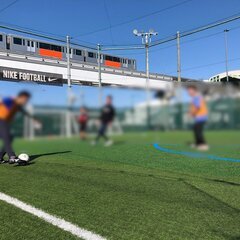 ウォーキングサッカー⚽️歩いてプレー！初心者歓迎🔶綺麗な人工芝で生涯ｽﾎﾟｰﾂを始めよう‼︎30~50代中心10~12時(土)MIFA立川/個人参加OKフットサル🔶6/3開催！東京都 - スポーツ