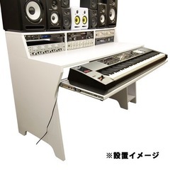 美品zomoゾモ スタジオデスク DTMデスクPCデスク ゲーミングデスク ホワイト白ZAORの画像