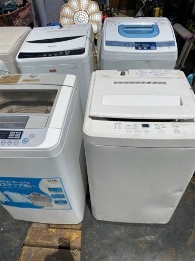 リサイクル品洗濯機、たくさんあります。年代、メーカーいろいろ。