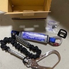 伸縮式ランヤードの画像