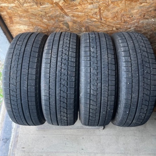 バリ山　BRIDGESTONE ブリヂストン　ブリジストン　VRX 185/60R15 スタッドレス　タイヤ　2020年製　15インチ