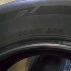 ☆ミニバン専用タイヤ☆　ブリヂストン LUFT RVⅡ 215 / 60 / 16　4本セット 溝残り7ミリ程度の画像
