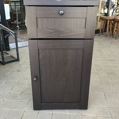 中古　ニトリ　キャビネット