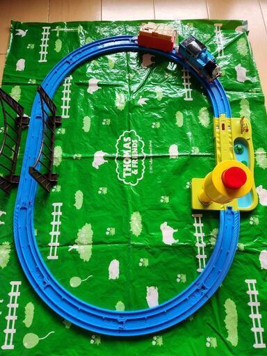 トーマス　プラレール　蒸気がシュッシュッ