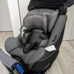 【お譲りする方決定しております】アップリカ 回転式チャイルドシー...