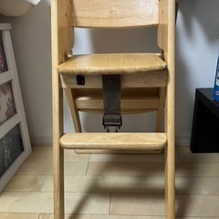 カトージの子供用椅子の画像