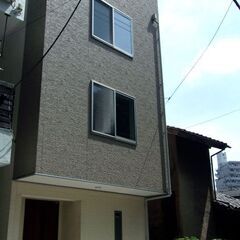🏠偉人達が眠る、緑溢れる雑司が谷霊園に隣接　新築貸家  月額34...