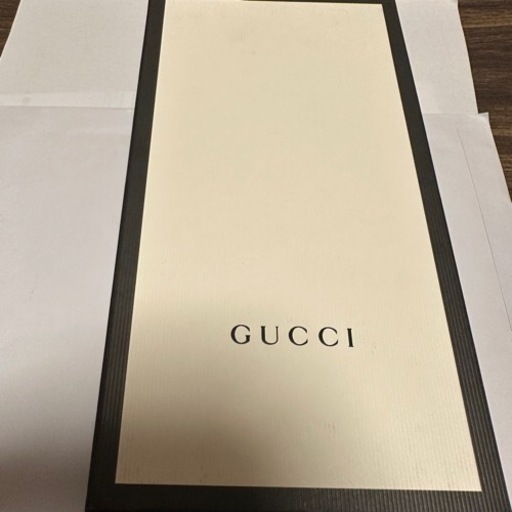 【美品】グッチ　長財布　レディース　レッド　箱付き