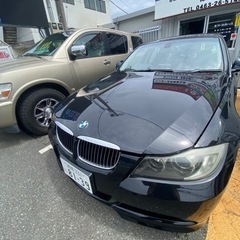 BMW 323i
