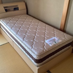 ニトリベッド売ります(白)の画像