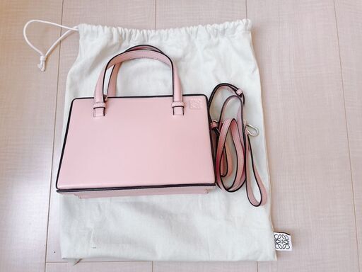 LOEWE ロエベ ポスタルスモールバッグ 保証書付き【新品未使用】
