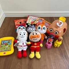 【お取引中】アンパンマン おもちゃ、絵本