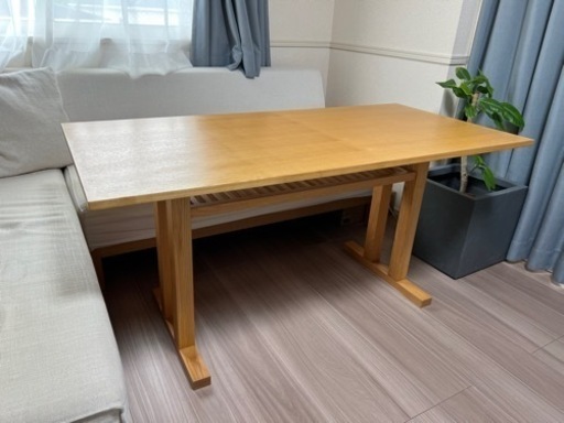 ACTUS ダイニングテーブル