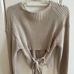 Ray Cassin バックリボンベージュニットの画像